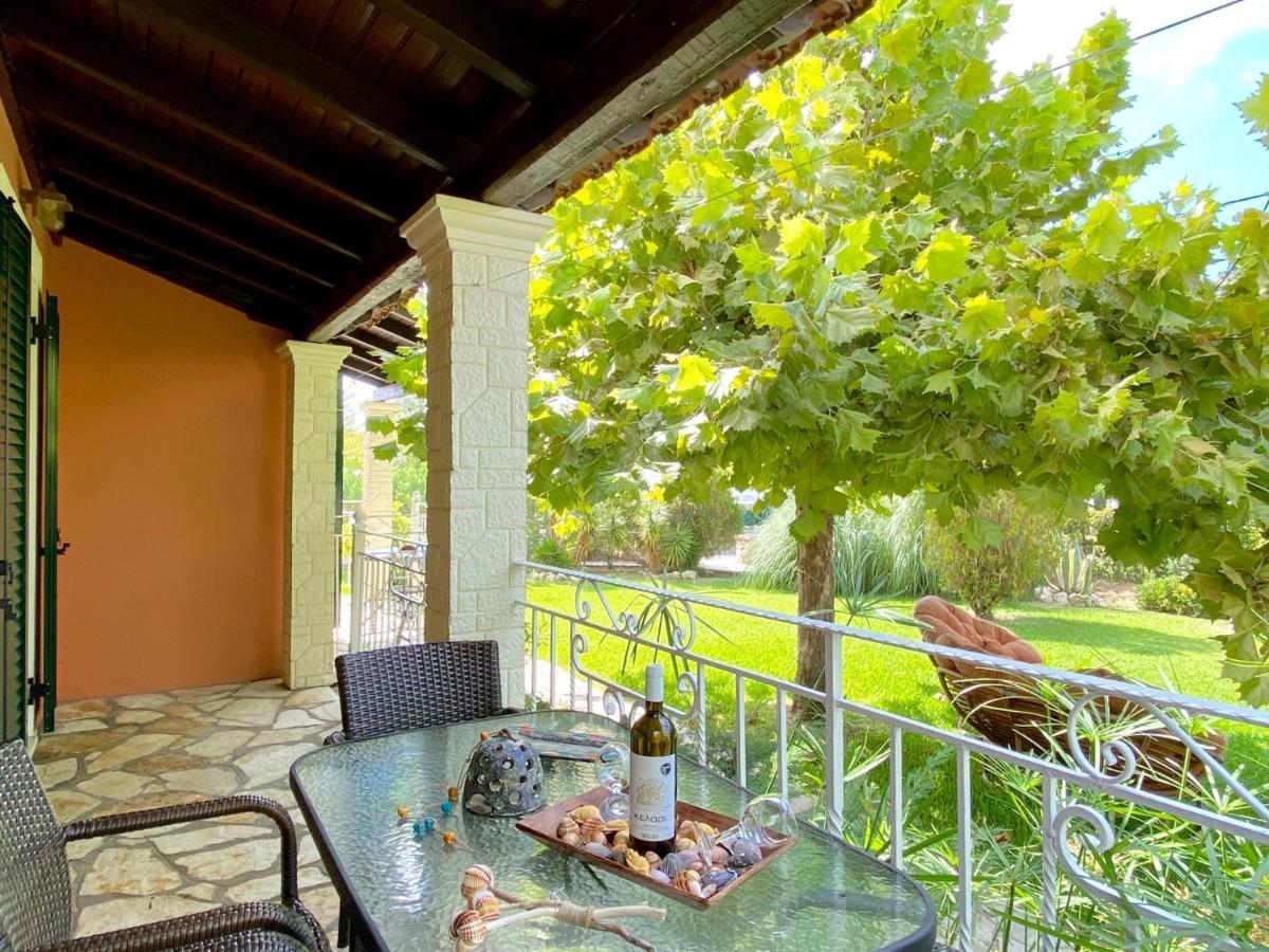 Asteraki Beach House By Dadovillas Αχαράβη Εξωτερικό φωτογραφία