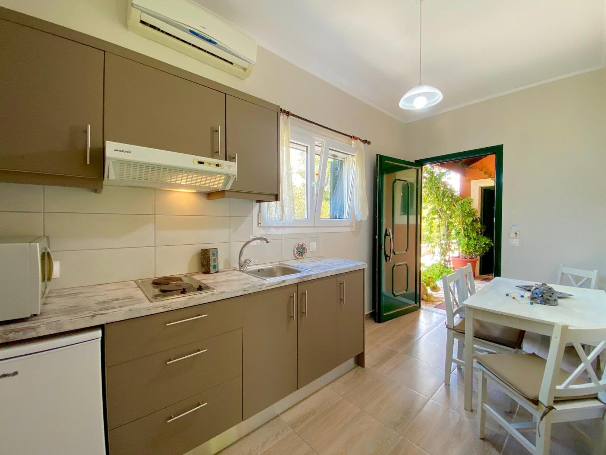 Asteraki Beach House By Dadovillas Αχαράβη Εξωτερικό φωτογραφία