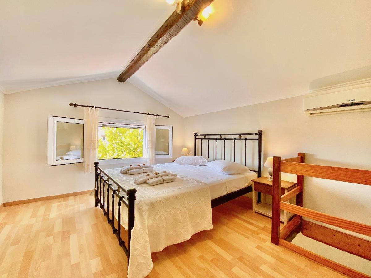 Asteraki Beach House By Dadovillas Αχαράβη Εξωτερικό φωτογραφία